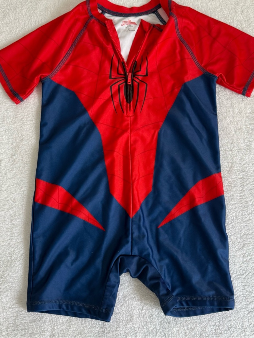 Marvel Spider-Man Red & Black Zip-Front Kids Rash Guard